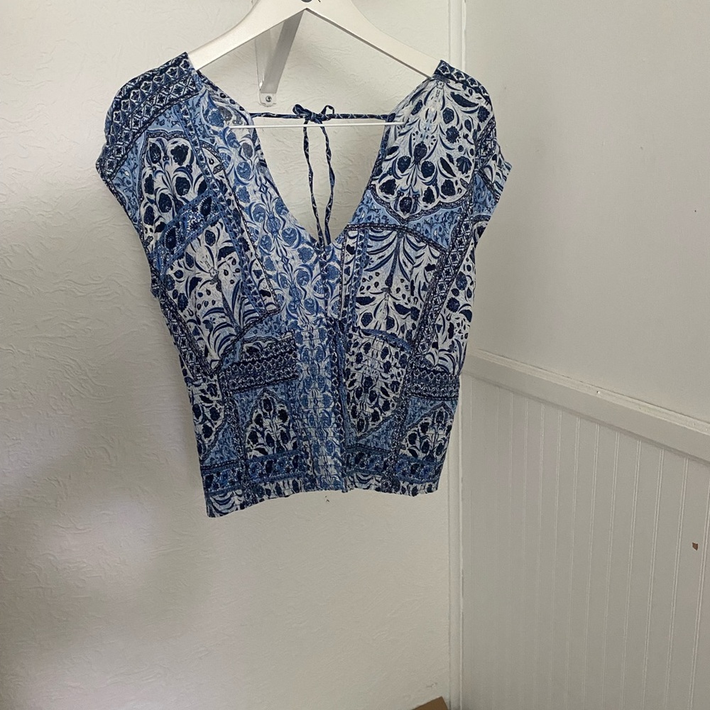 Elegant Blue Patterned Blouse for Women